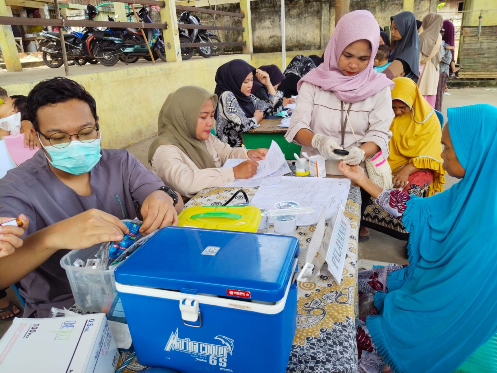 Kegiatan deteksi dini penyakit tidak menular di posyandu ILP kutilang kelurahan sungai Medang