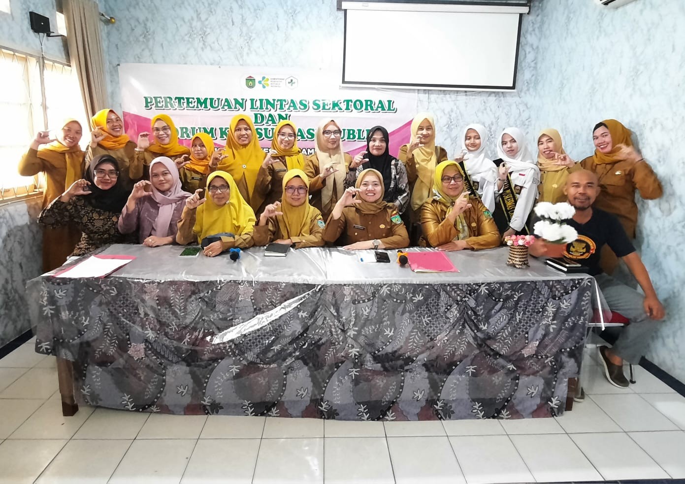 Kegiatan FKP di ruang pertemuan PKM Cambai, Senin 23 Februari 2026